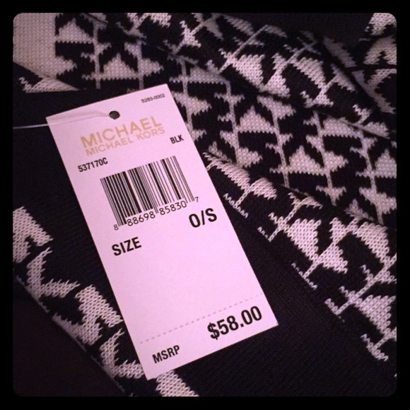 ONLY 1! MICHAEL Michael Kors Logo Scarf - Picture 8 of 8